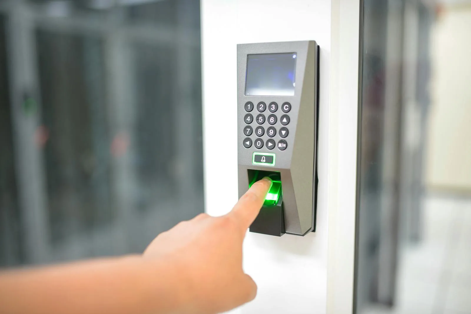 Passwordless authentication and passkeys for UAE organisations