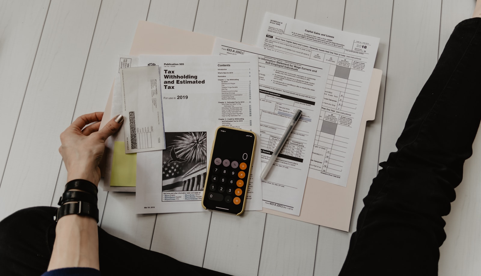 Finance and IT leadership reviewing cost dashboards together